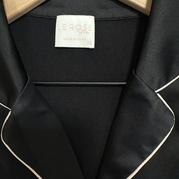 Le Rose Stories Black Satin Pajama Set White Trim XS - Picture 5 of 8